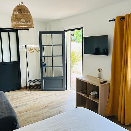 Hotel Le Cabanon Collobrières Zewnętrze zdjęcie
